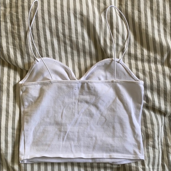 NWOT Urban Outfitters White Crop - Picture 2 of 2